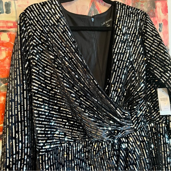 NWT Lane Bryant Black Velvet Sequin Cross Over Dress Plus Size 16 Holiday Dazzle - Picture 2 of 12